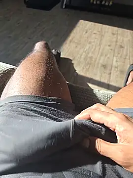 Snapshot of Keshuloveyou chatting on 02.16.25 Keshuloveyou online show from 02.16.25