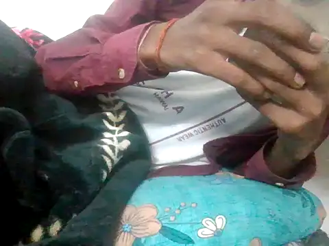 Snapshot of devilsam3327 chatting on 10.11.25 devilsam3327 online show from 10.11.25