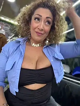 Katti Barrera online show from 07.17.26