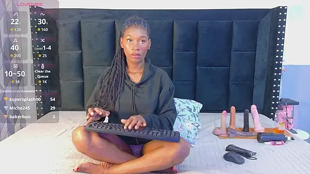 petitelittleebony online show from 07.28.26