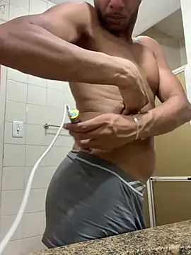 noahmarins online show from 12.31.24