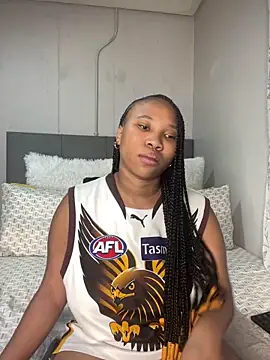 DrippinCaramelCutie online show from 04.20.26