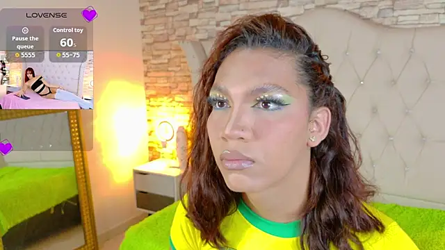 Sara-Smith- online show from 06.11.26