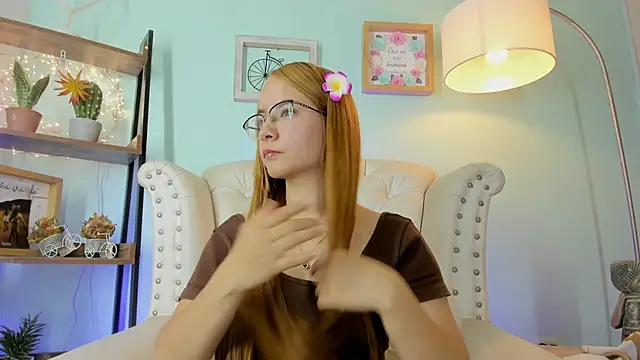 honey fox1 online show from 02.17.26