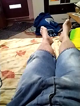 nudistu021 online show from 04.20.26