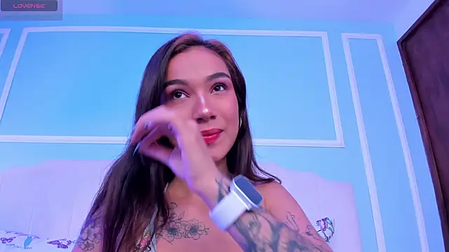 scarlet castro online show from 02.13.26