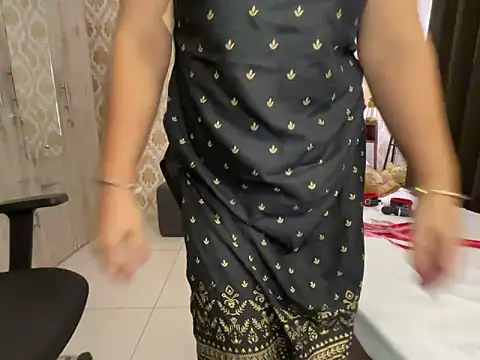 Snapshot of SamairAhh chatting on 01.29.25 SamairAhh online show from 01.29.25