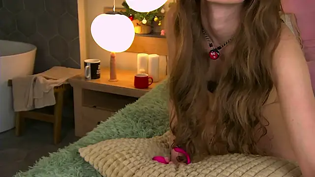 Snapshot of AshleyDouglas chatting on 12.30.24 AshleyDouglas online show from 12.30.24