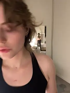 Snapshot of AshleyDouglas chatting on 03.08.25 AshleyDouglas online show from 03.08.25