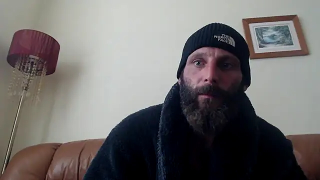 Snapshot of AnodicDemotic chatting on 10.10.25 AnodicDemotic online show from 10.10.25