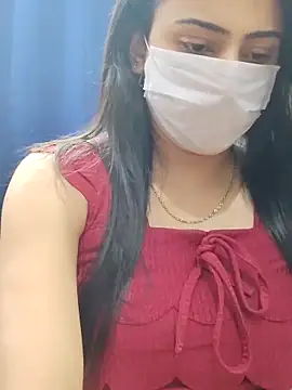 Snapshot of Mylovesana chatting on 04.28.26 Mylovesana online show from 04.28.26