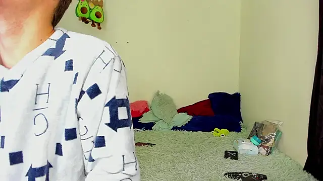 Snapshot of CelesteXCute chatting on 02.17.25 CelesteXCute online show from 02.17.25