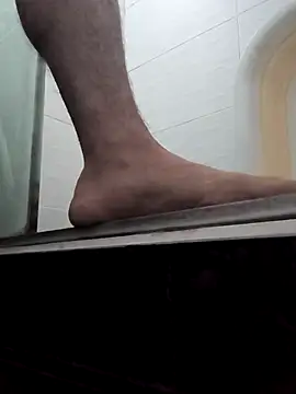 webothtwo online show from 10.10.25