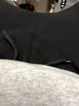 Snapshot of chubbydadb0d chatting on 11.22.25 chubbydadb0d online show from 11.22.25