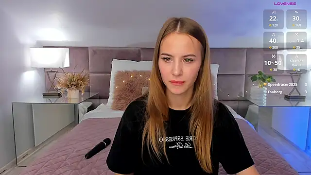 Snapshot of CherieDane chatting on 01.26.25 CherieDane online show from 01.26.25