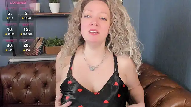 JesiaFoxi online show from 05.15.26
