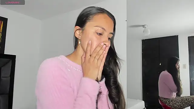 tatiana valencia online show from 01.31.25