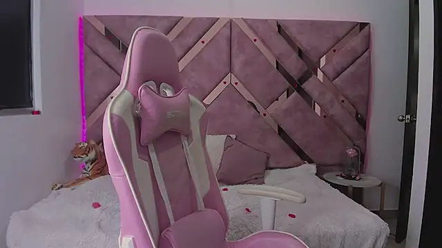 saori 9b online show from 02.18.26