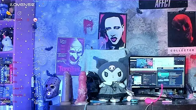 Snapshot of KuromiRacer_ chatting on 09.10.25 KuromiRacer online show from 09.10.25