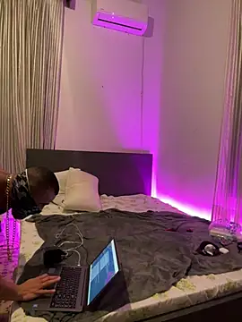 Snapshot of moody1996- chatting on 12.23.24 moody1996- online show from 12.23.24