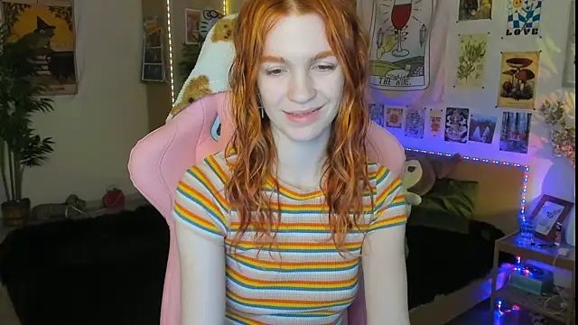 Snapshot of Sunny_Elly chatting on 03.21.25 Sunny Elly online show from 03.21.25