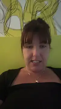Snapshot of NatiLove35 chatting on 06.06.26 NatiLove35 online show from 06.06.26