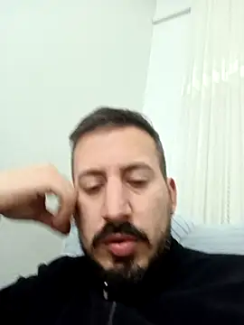 Snapshot of Karizmatikman chatting on 03.13.26 Karizmatikman online show from 03.13.26