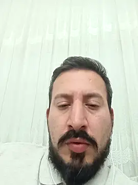 Snapshot of Karizmatikman chatting on 04.10.26 Karizmatikman online show from 04.10.26
