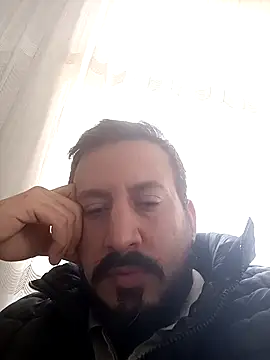 Snapshot of Karizmatikman chatting on 04.11.26 Karizmatikman online show from 04.11.26