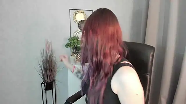 emmaxDelight online show from 03.24.26