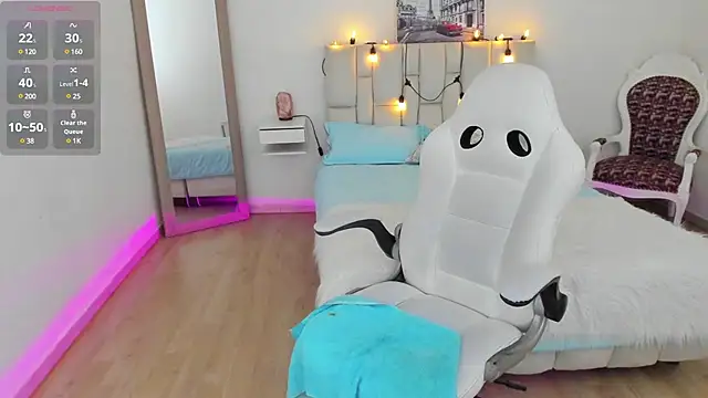 zoe turnner 18 online show from 02.12.25