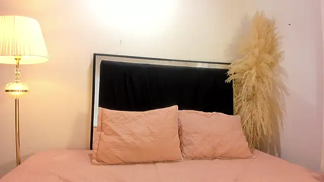 lilithTeen1  online show from 07.25.26