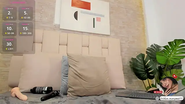 Chloe Morgans online show from 02.19.25