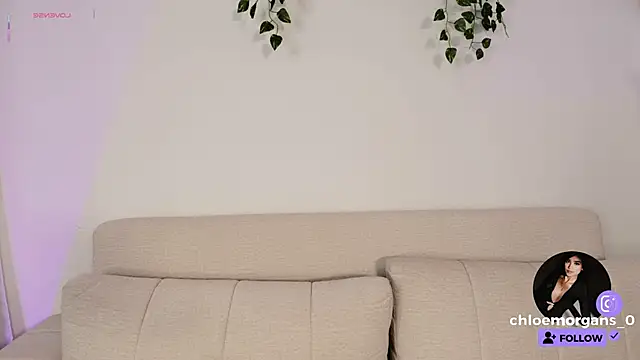 Chloe Morgans online show from 11.19.25