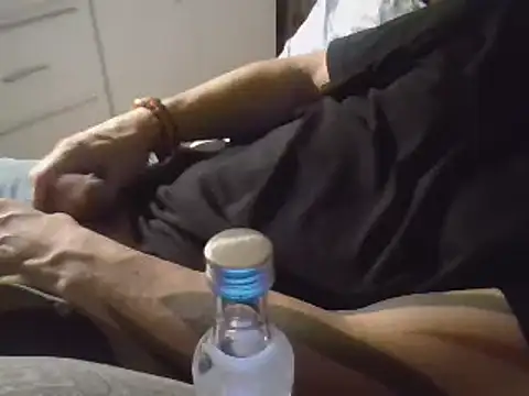 Snapshot of armdy371 chatting on 12.20.24 armdy371 online show from 12.20.24