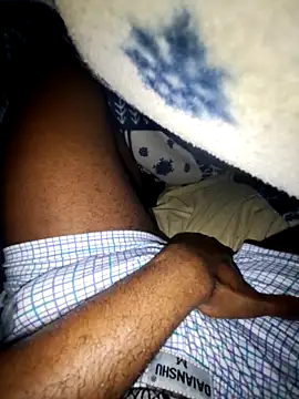 Snapshot of RovingAlcove chatting on 03.11.26 RovingAlcove online show from 03.11.26