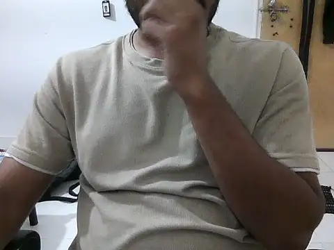 Snapshot of WildDick0007 chatting on 12.26.24 WildDick0007 online show from 12.26.24