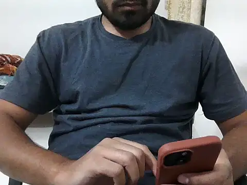 Snapshot of WildDick0007 chatting on 01.21.25 WildDick0007 online show from 01.21.25