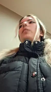 allinqueen online show from 12.18.24