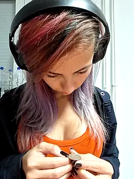 allinqueen online show from 10.01.25