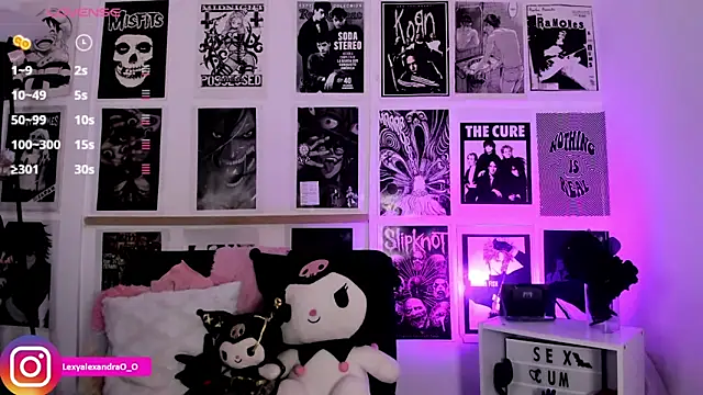 Snapshot of Lexyjoycce chatting on 04.11.26 Lexyjoycce online show from 04.11.26