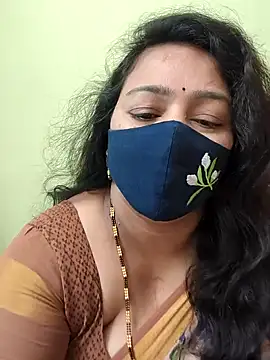 neelu-hoty online show from 04.28.26