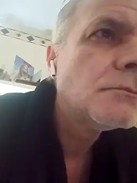 Snapshot of Hand69someguy chatting on 12.20.25 Hand69someguy online show from 12.20.25