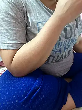 Diva Kiara online show from 02.01.25