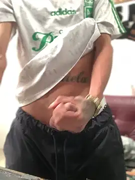 Snapshot of 27powercm chatting on 03.18.25 27powercm online show from 03.18.25