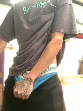 Snapshot of 27powercm chatting on 10.23.25 27powercm online show from 10.23.25