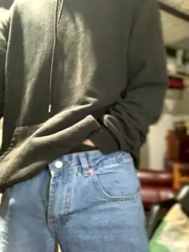 Snapshot of 27powercm chatting on 10.27.25 27powercm online show from 10.27.25