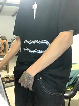 Snapshot of 27powercm chatting on 11.21.25 27powercm online show from 11.21.25