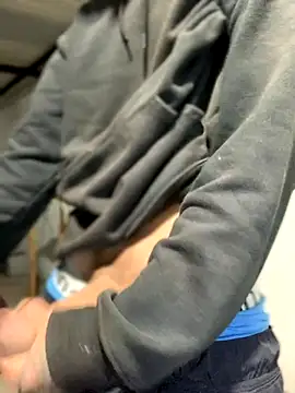 Snapshot of 27powercm chatting on 11.30.25 27powercm online show from 11.30.25