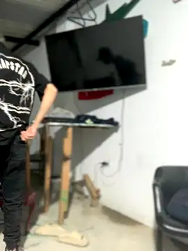 Snapshot of 27powercm chatting on 12.05.25 27powercm online show from 12.05.25